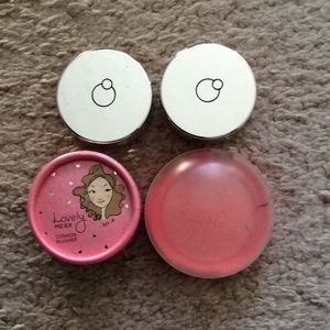 4 blushes